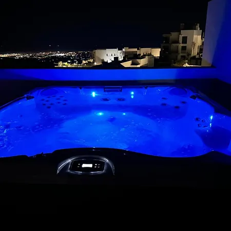 Marbella Quercus Penthouse - Rooftop Jacuzzi *