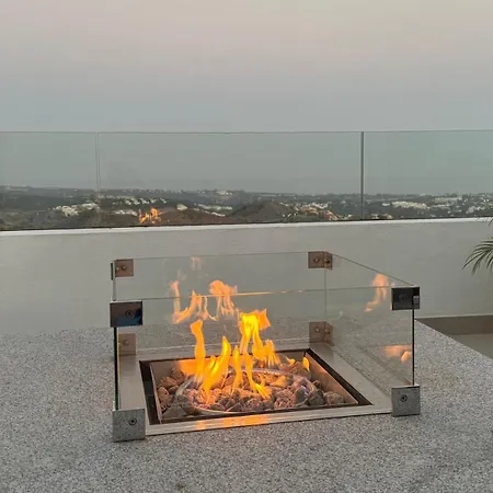 Appartement Marbella Quercus Penthouse - Rooftop Jacuzzi