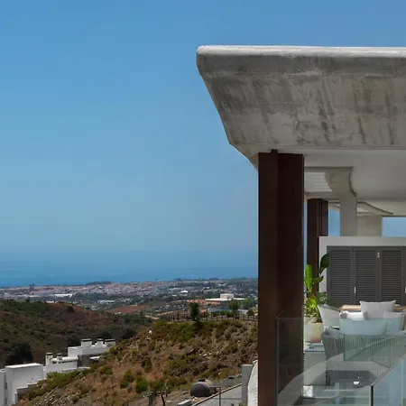 Appartement Marbella Quercus Penthouse - Rooftop Jacuzzi *